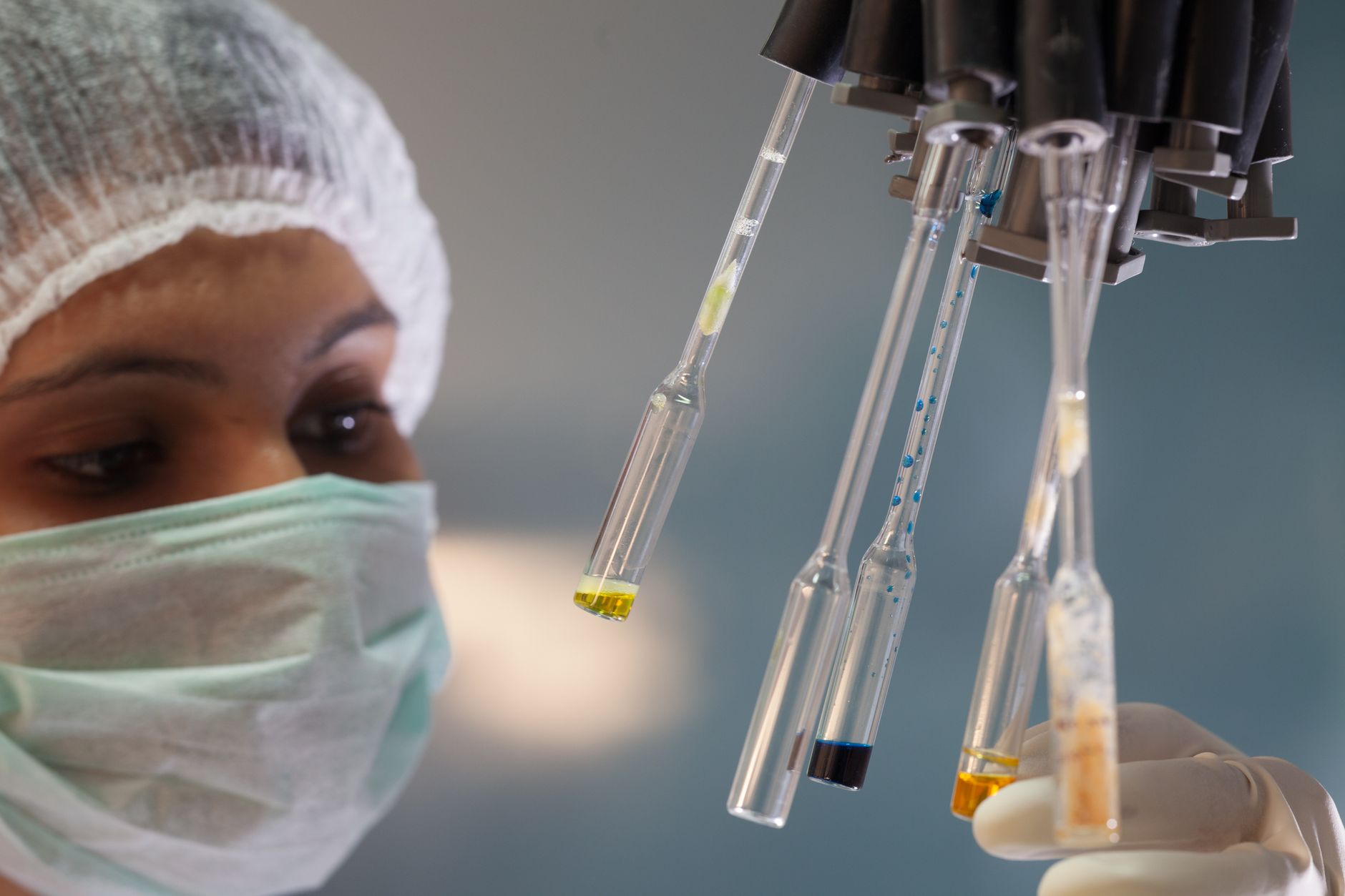 BPC-157 Oral vs Injection : Quelle Voie d'Administration est la Plus Efficace ?